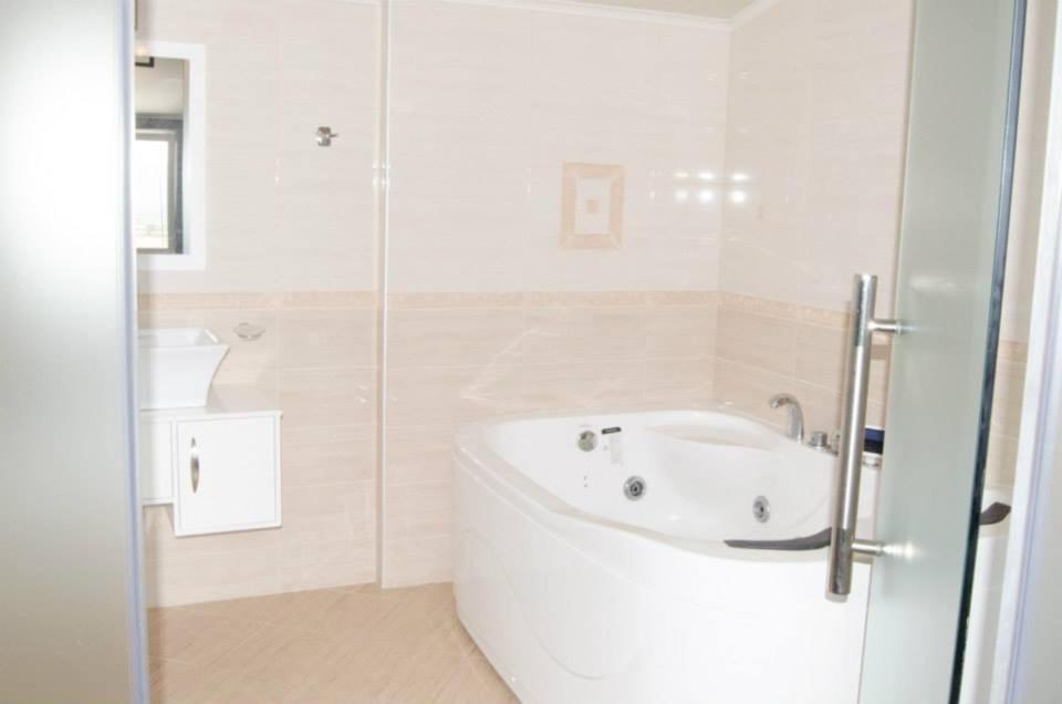 سوبوت Rooms Low Price المظهر الخارجي الصورة