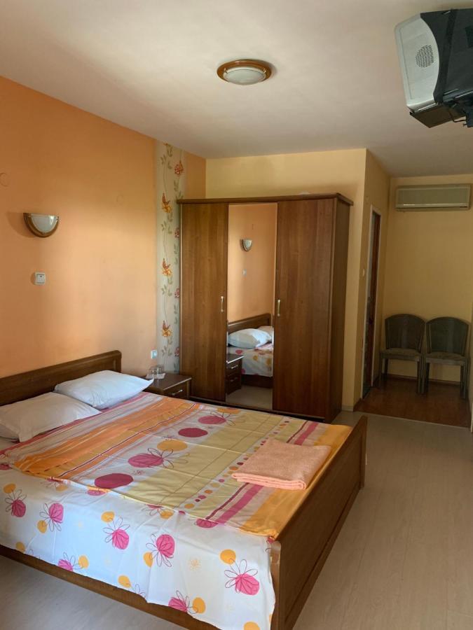 سوبوت Rooms Low Price المظهر الخارجي الصورة